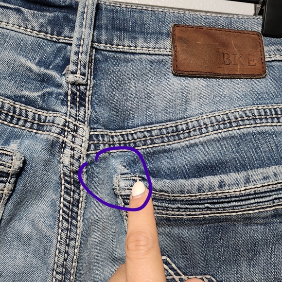 BKE CARTER Bootleg Jeans Womens Size 29 Long Medium Wash Embroidered Pockets - Picture 8 of 12